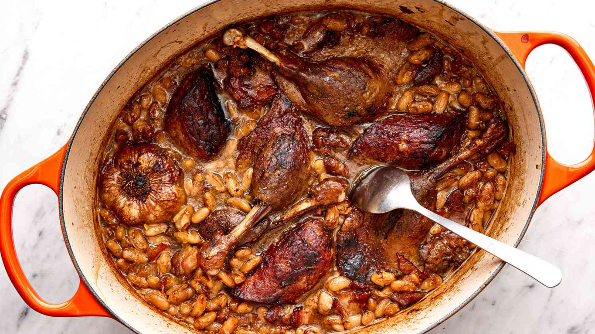 Confit de Canard : Croustillant et Savoureux, à la Française